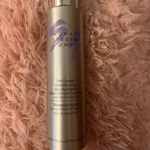 Monat Dry Shampoo